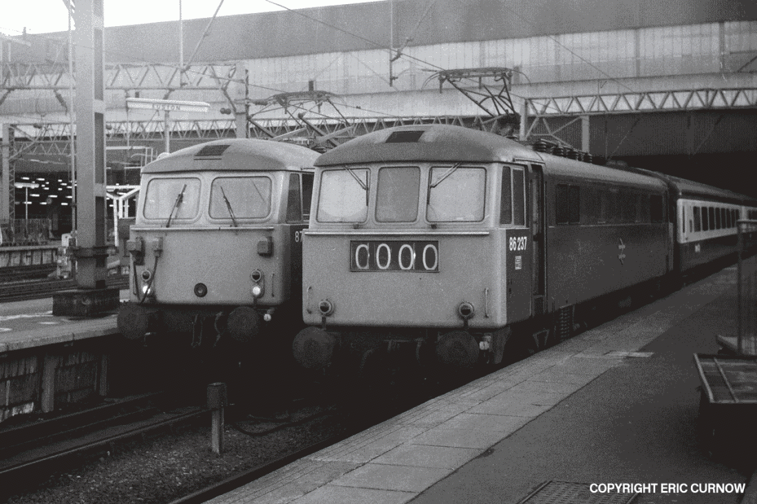 760120D18-EUS-LOCOS-PAS_D=w