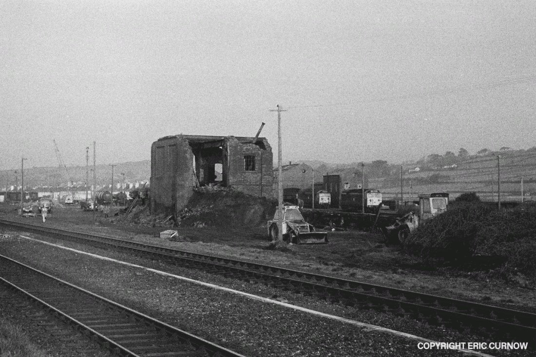 760407A17-LRK-WTR_T-DMLTN=w