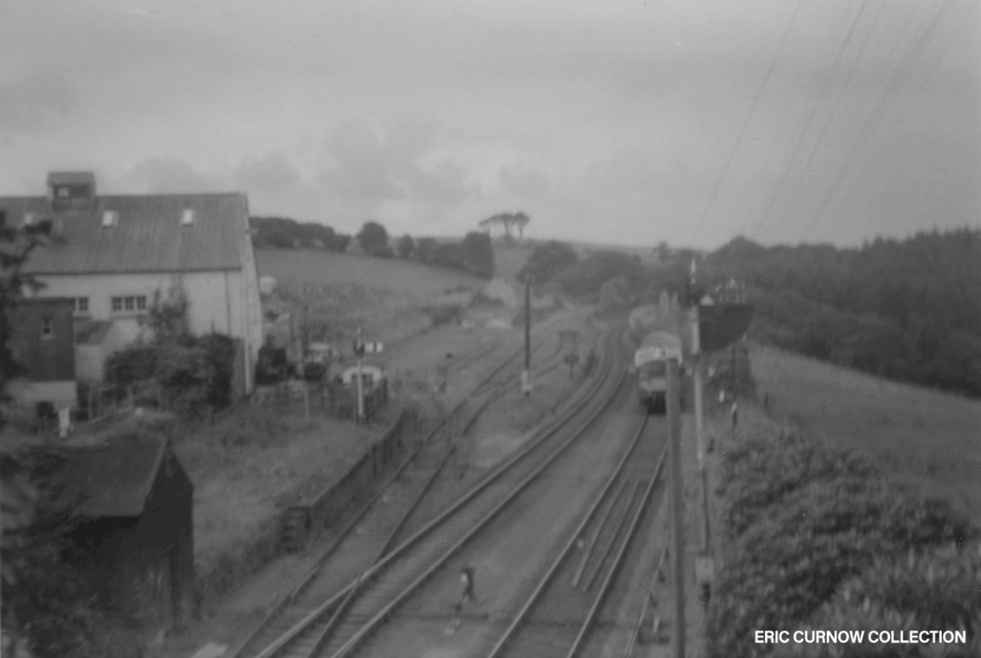 670812A01-DBS-D6300-PAS_Dc5